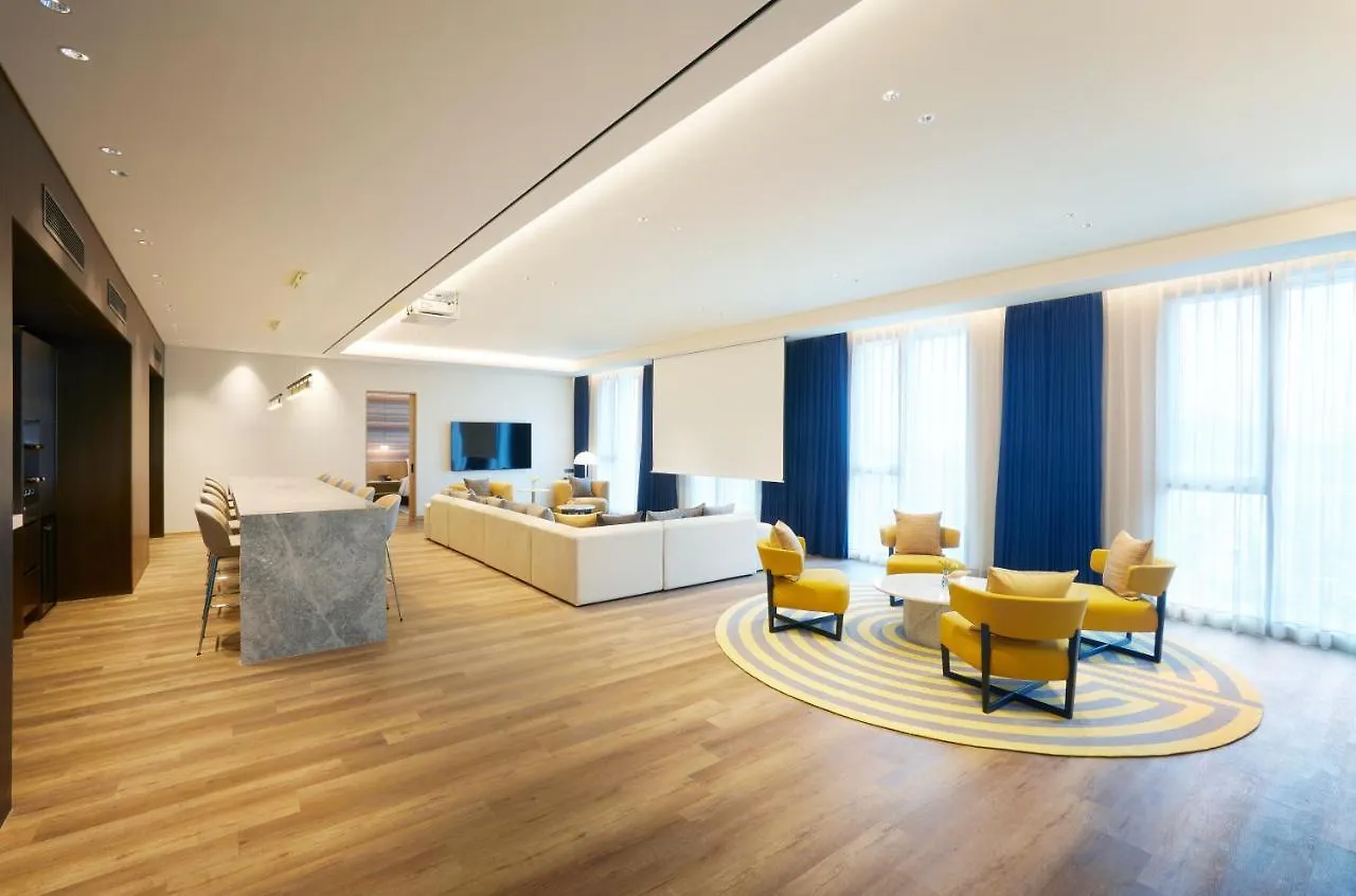 ****  Отель Voco Seoul Gangnam By Ihg Южная Корея